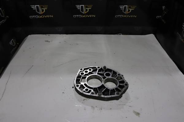 2007–2011 Ford Ranger şanzıman mil kapağı